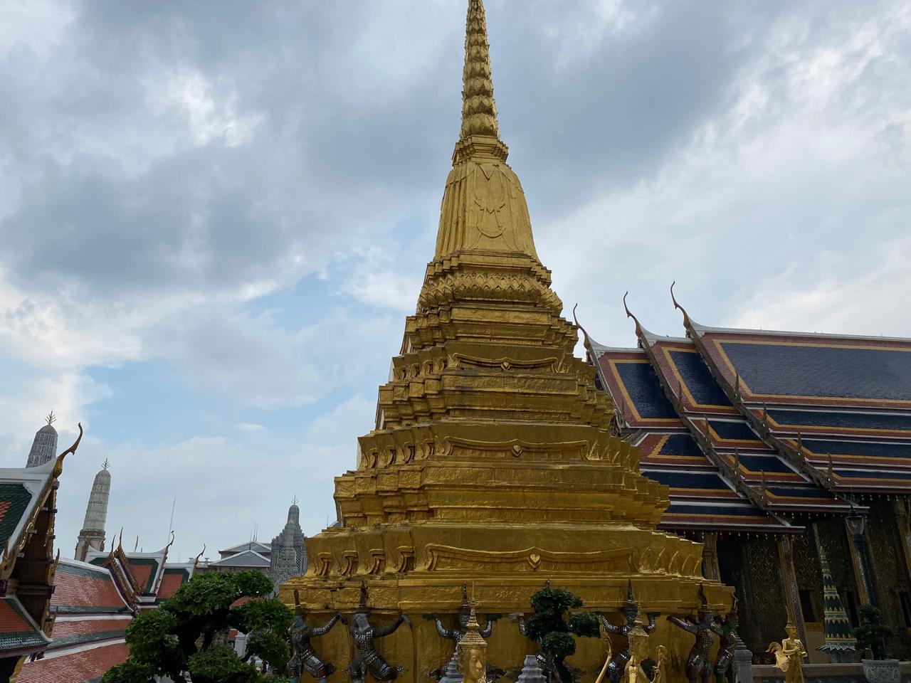 Exploring Thailand: A Vibrant Nation Known for its Exquisite Temples & Street Food